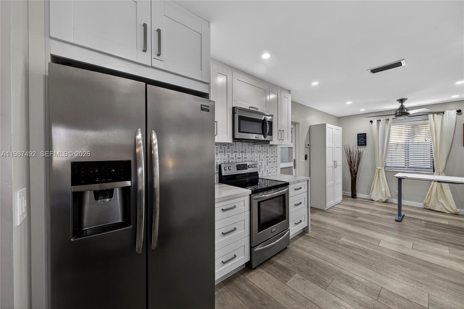 GARDEN ISLES SEC 4 - Residential Lease