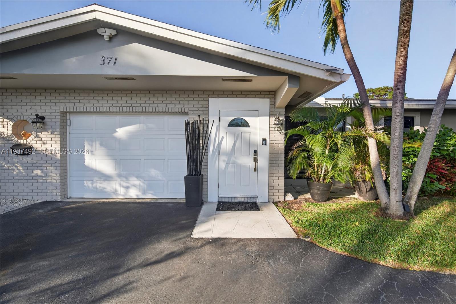 GARDEN ISLES SEC 4 - Residential Lease