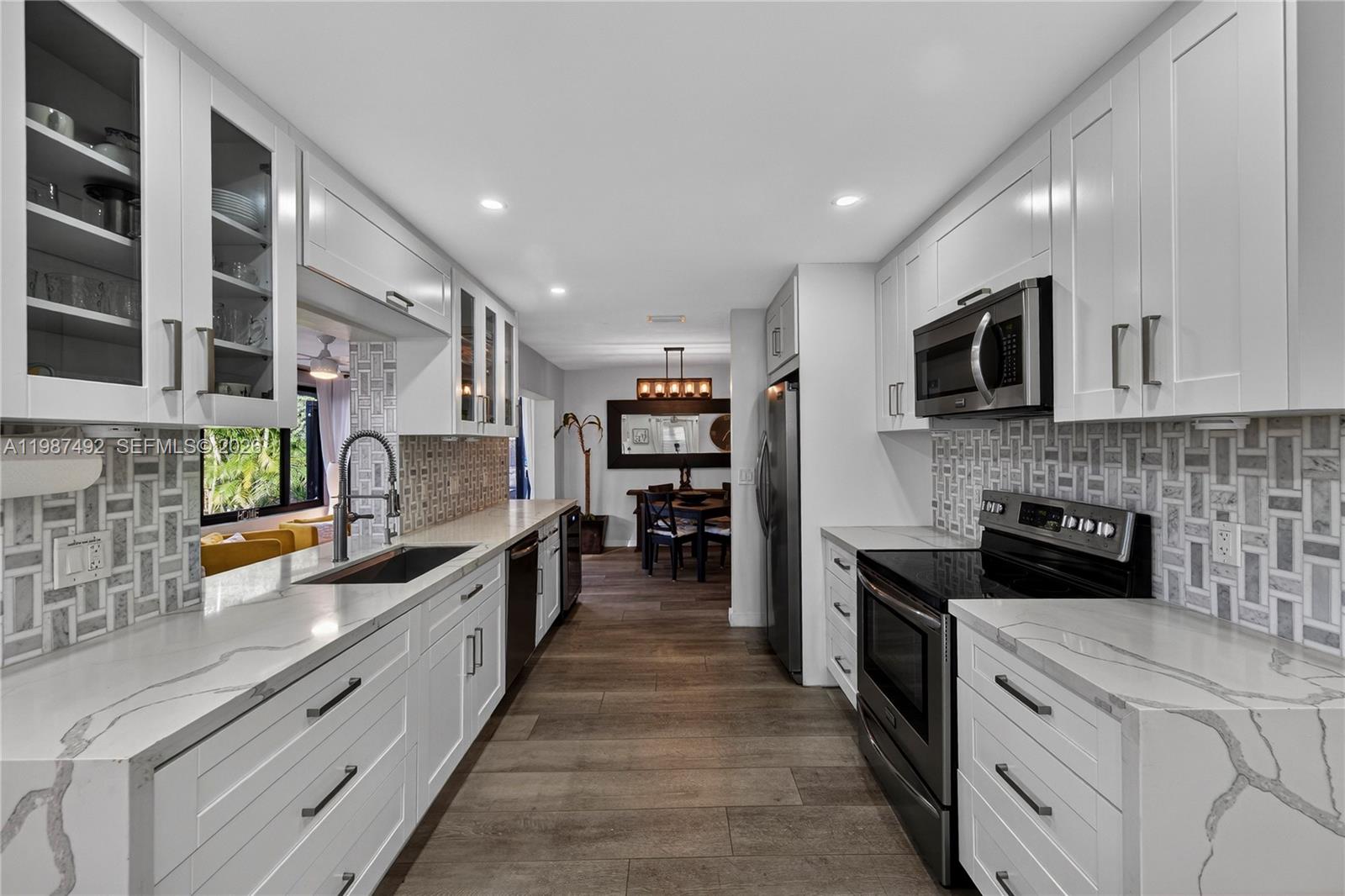 GARDEN ISLES SEC 4 - Residential Lease