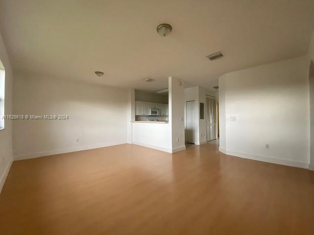 VILLAS AT CARMEL CONDO NO - Residential Lease