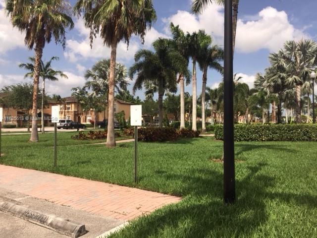VILLAS AT CARMEL CONDO NO - Residential Lease