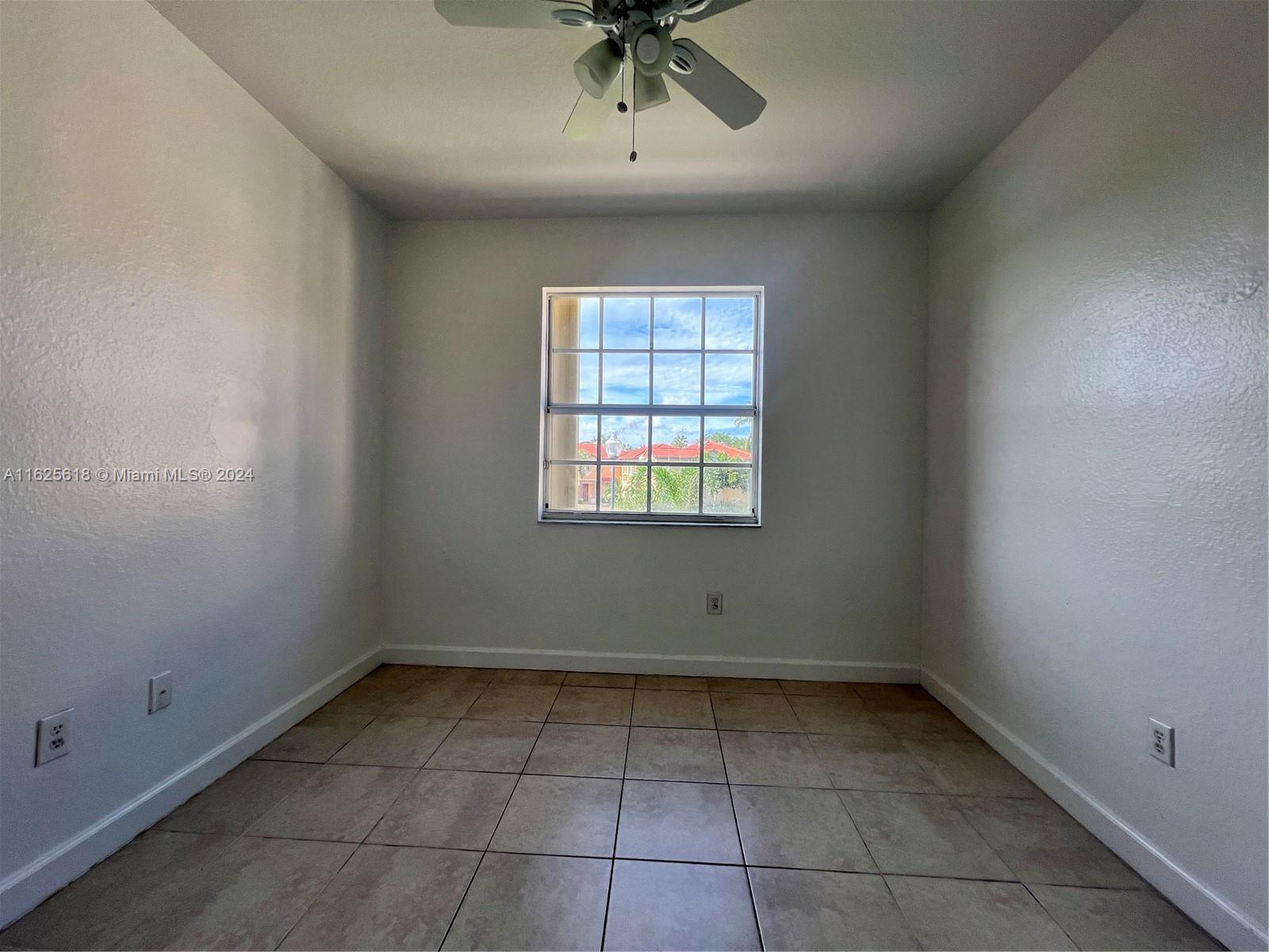VILLAS AT CARMEL CONDO NO - Residential Lease