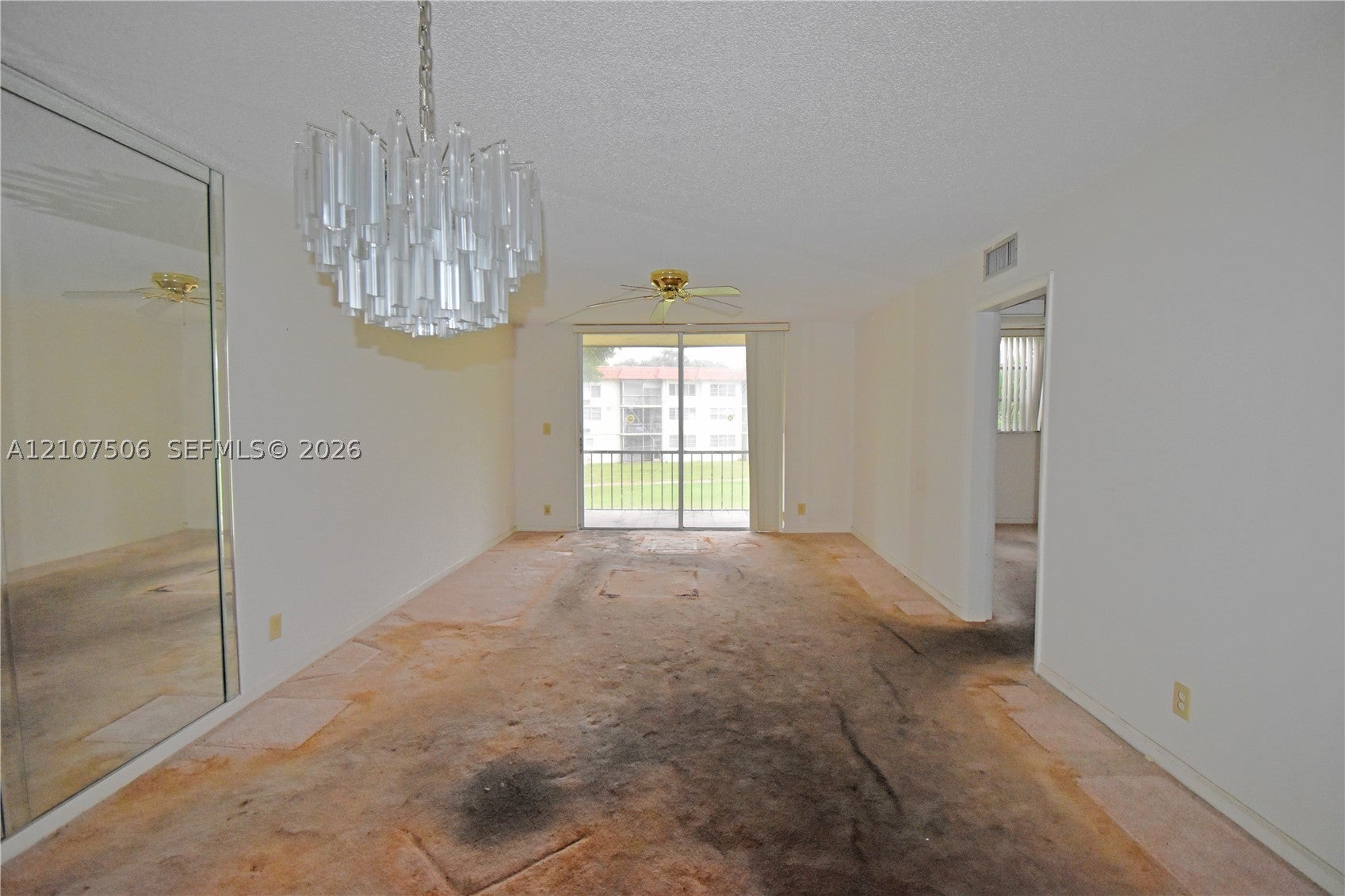 830 S Hollybrook Dr 207