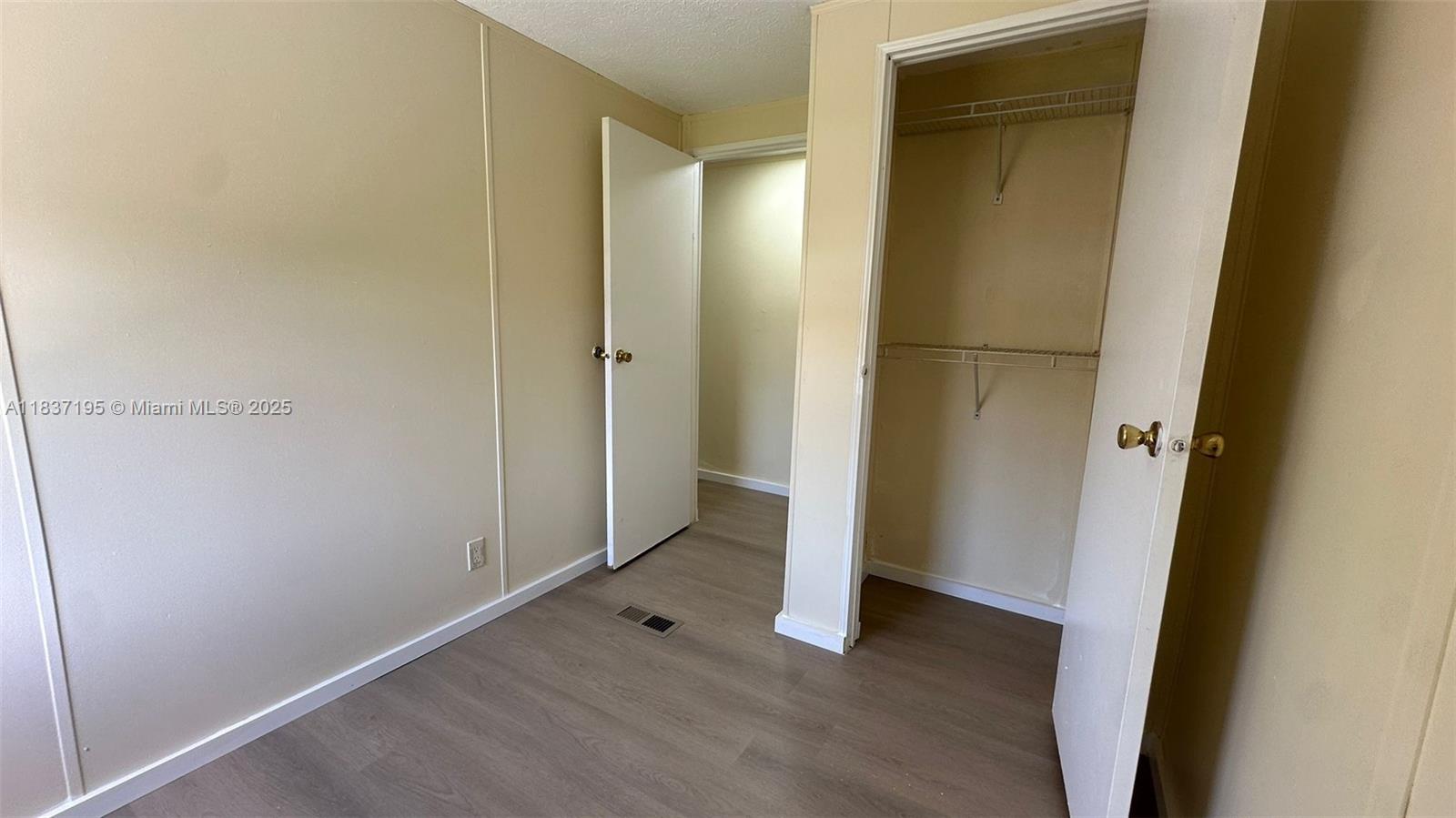 GATEWAY ESTATES PARK COND - Residential