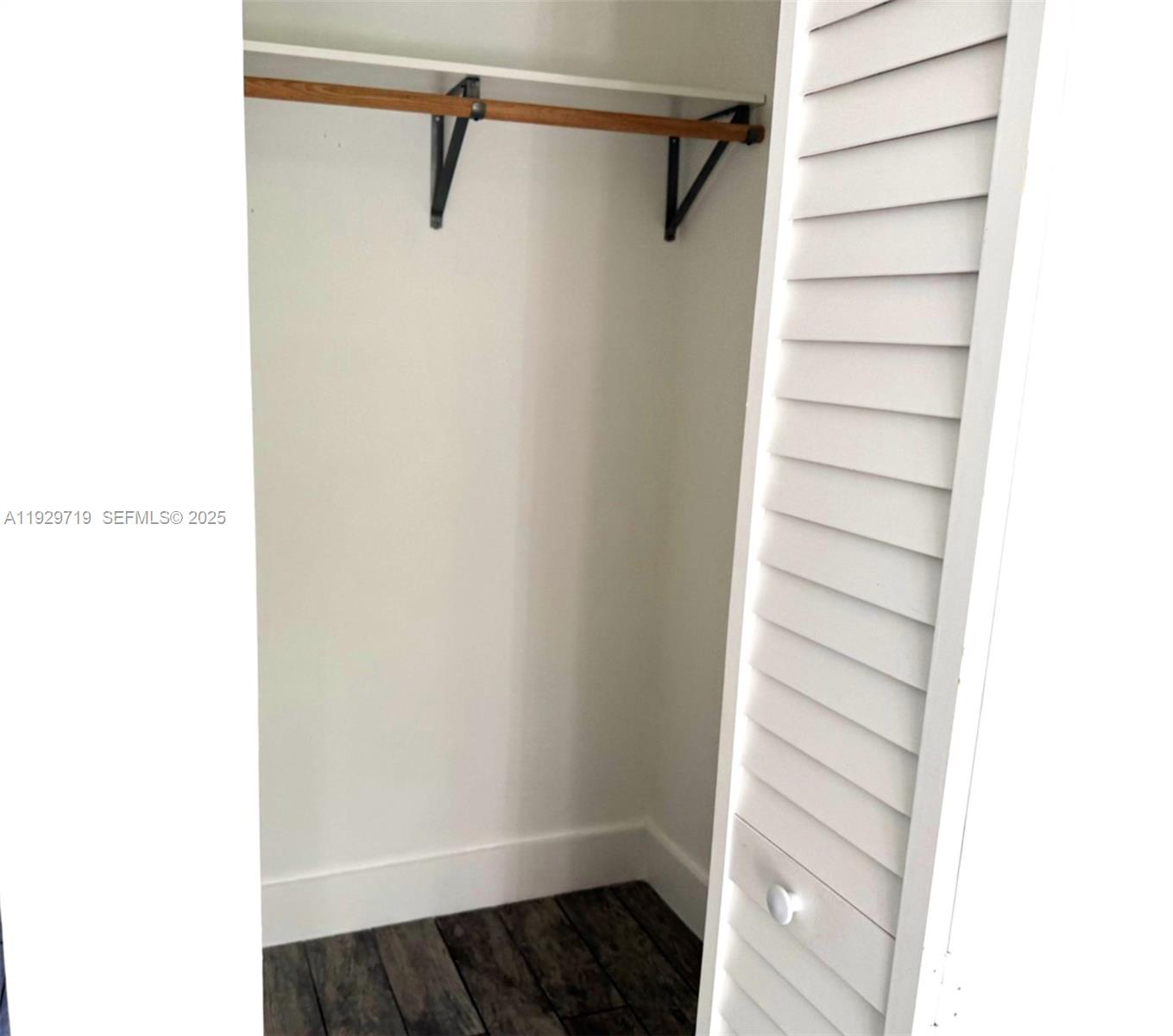 COM SILVER BLUFF - Residential Lease