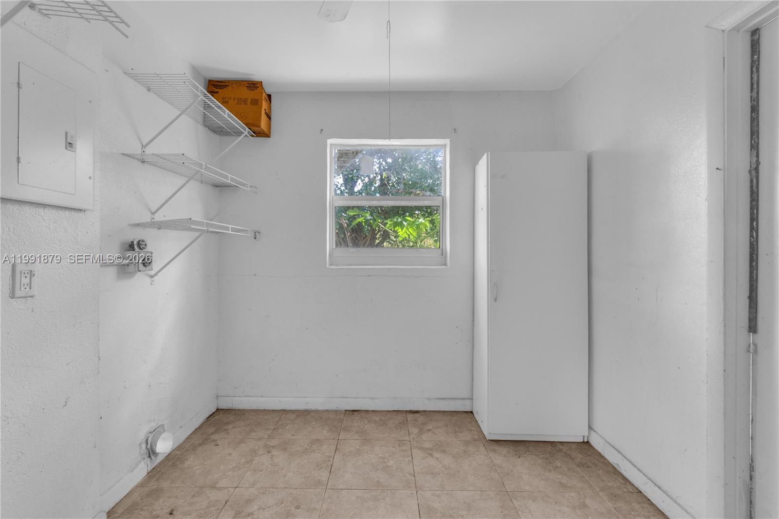 SCHOOL HOUSE SUB - Residential