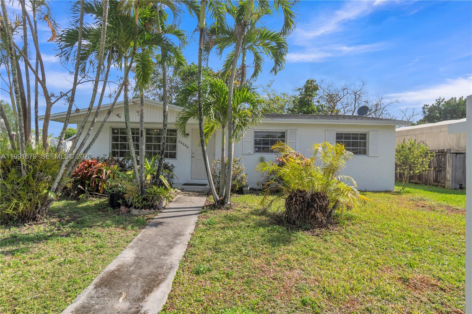 SCHOOL HOUSE SUB - Residential