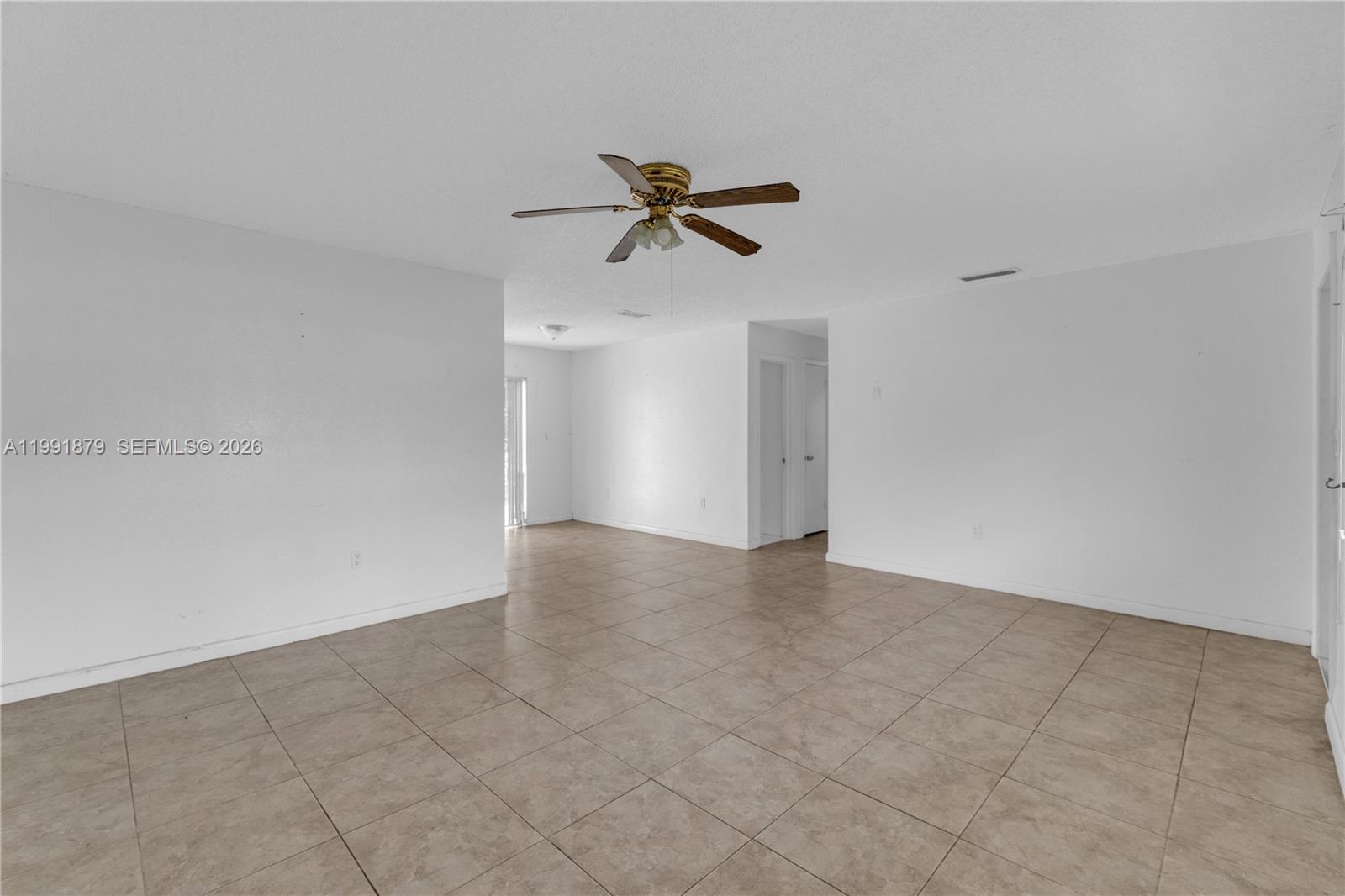 SCHOOL HOUSE SUB - Residential