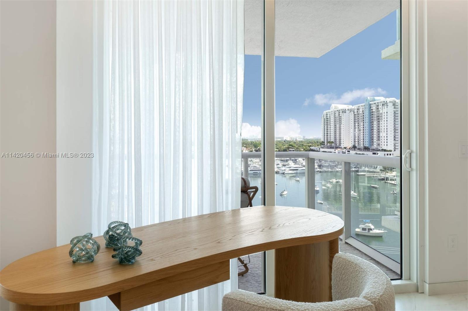 THE GRAND VENETIAN CONDO - Residential