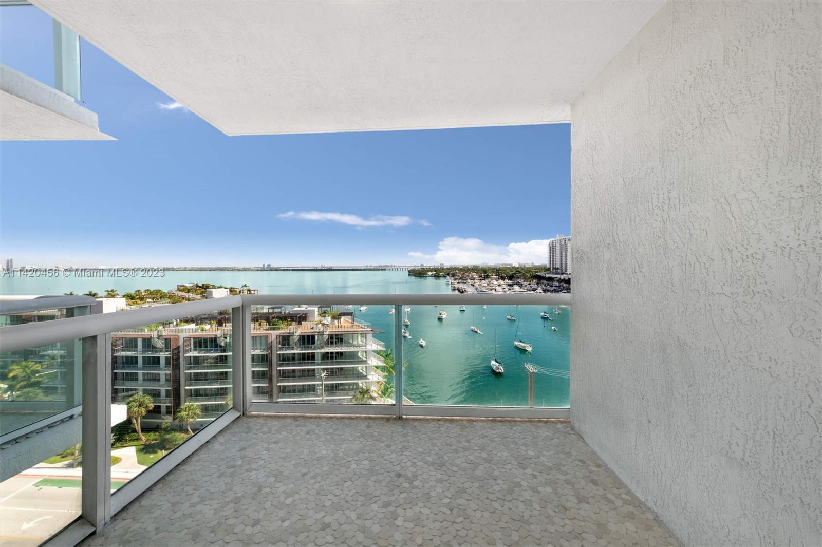 THE GRAND VENETIAN CONDO - Residential