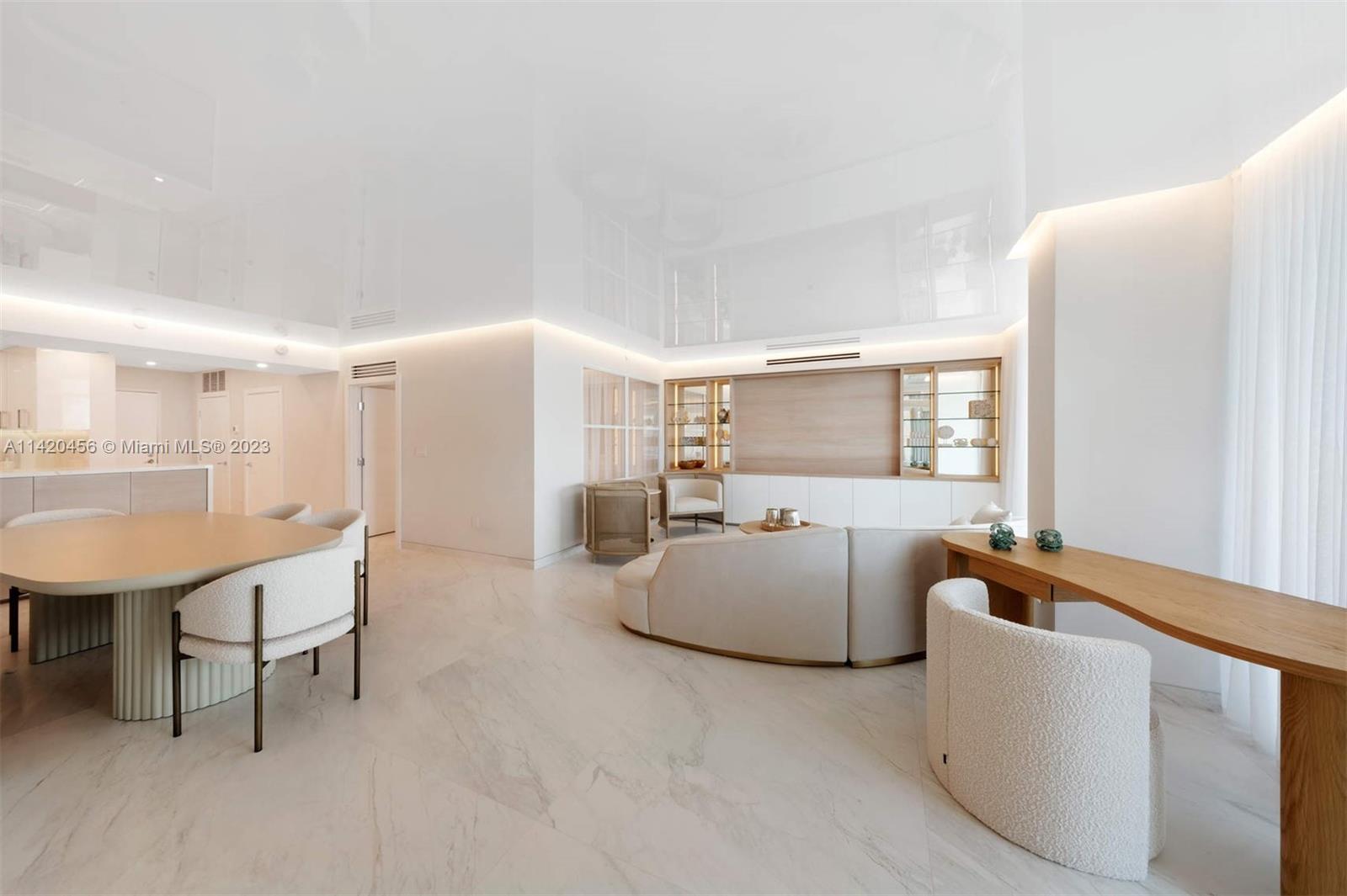 THE GRAND VENETIAN CONDO - Residential