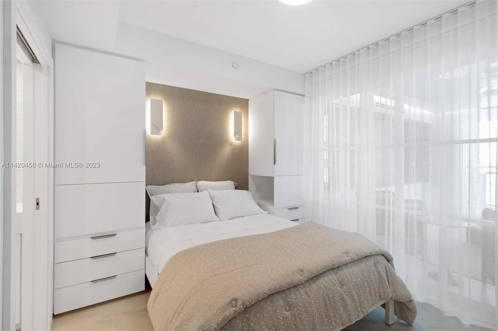 THE GRAND VENETIAN CONDO - Residential