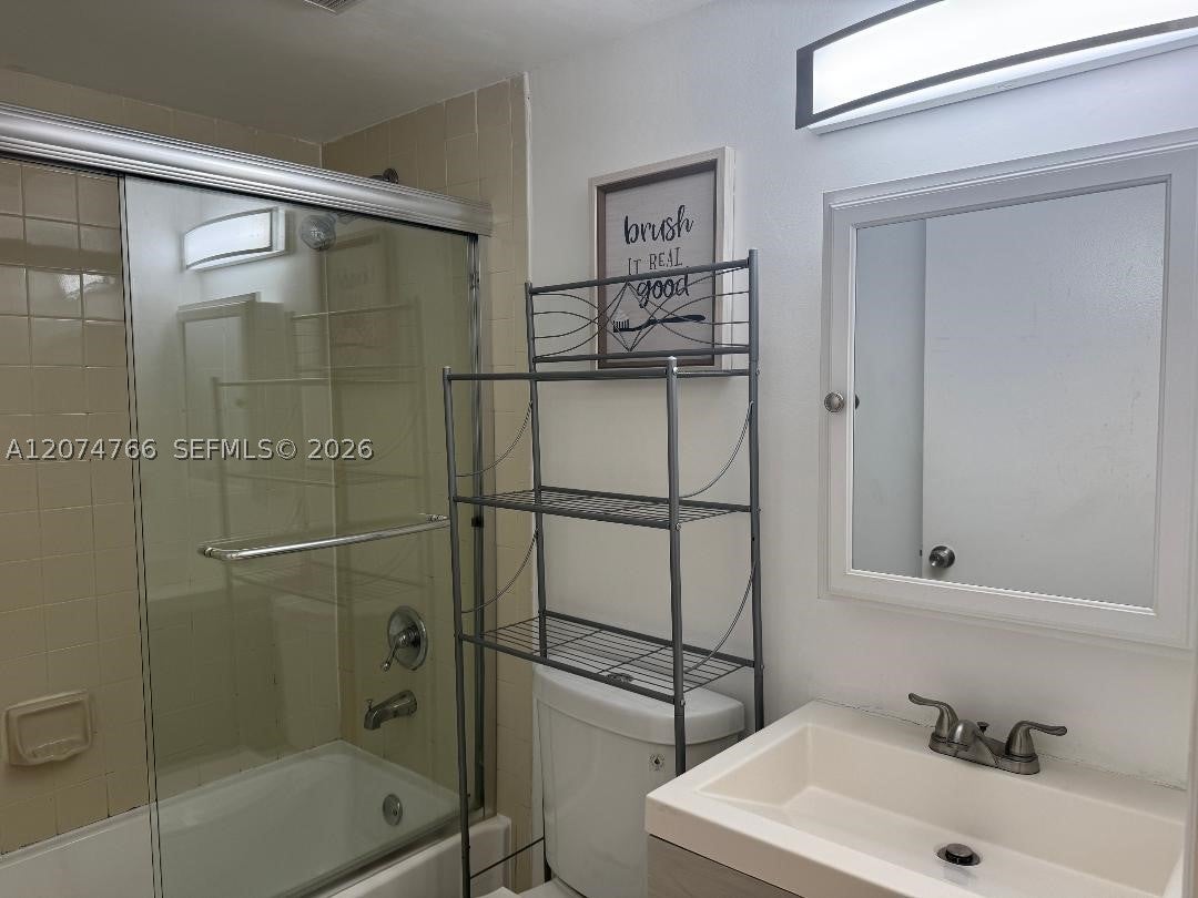 15600 SW 80th St L-102