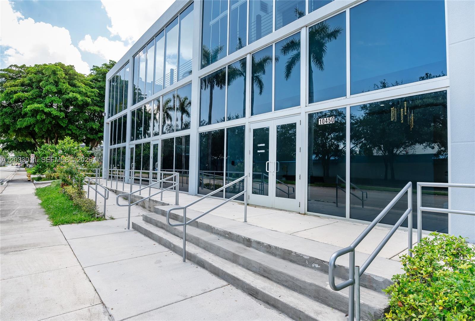 10450 NW 33rd St 301