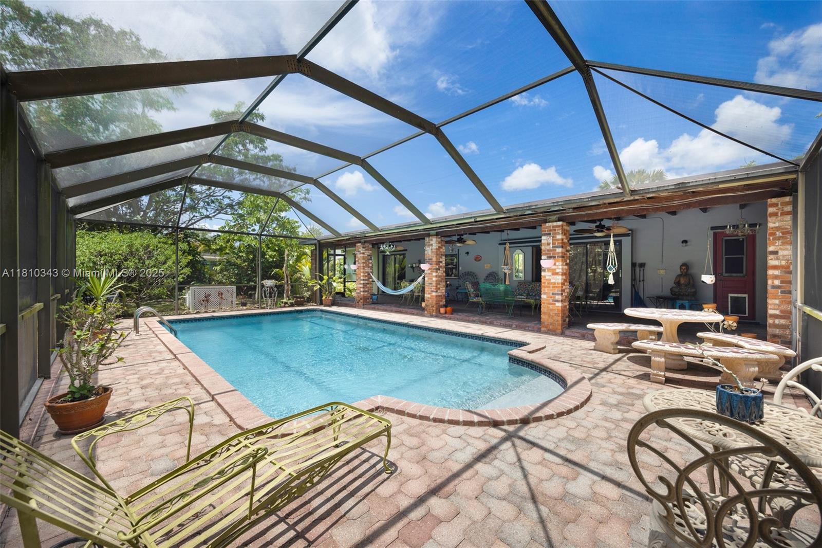 BRIAR BAY URBAN PARK SEC - Residential