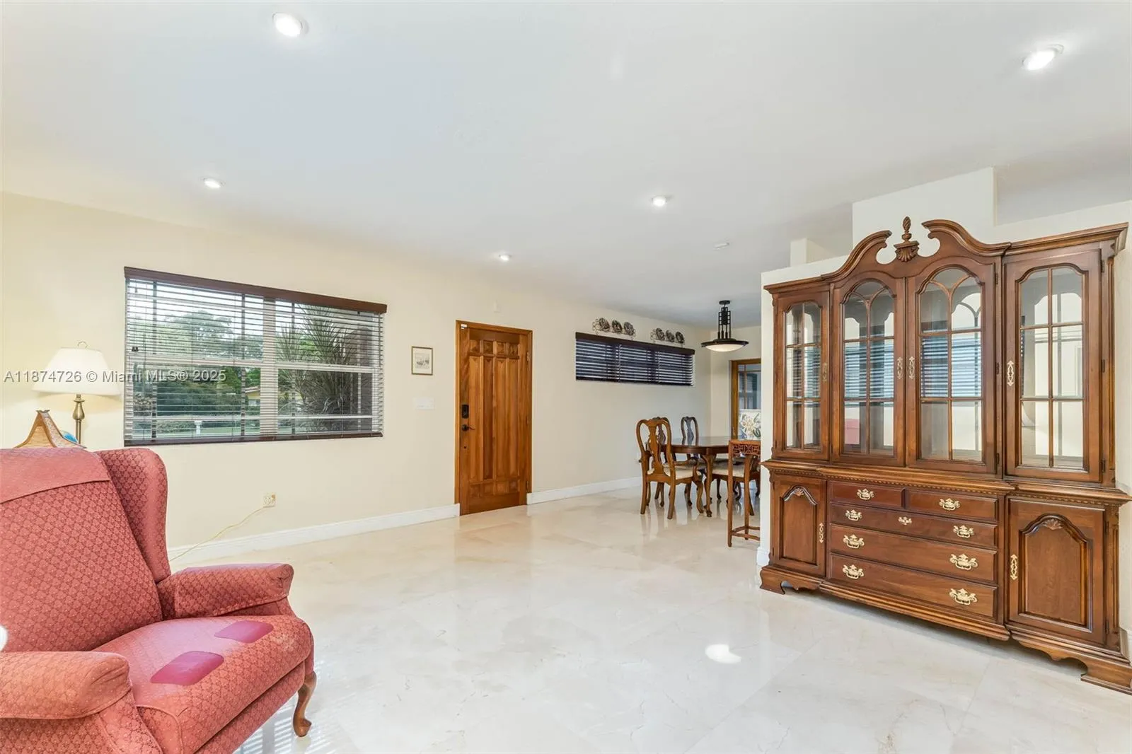 Palmetto Bay, Florida 33158, United States, 3 Bedrooms Bedrooms, ,2 BathroomsBathrooms,Residential,Active,206572