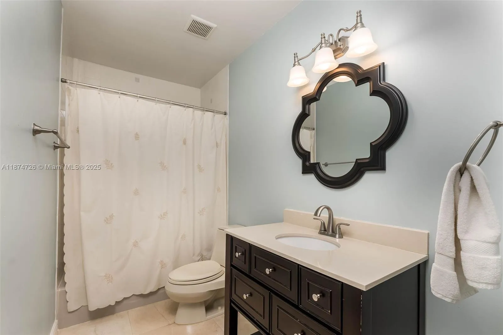 Palmetto Bay, Florida 33158, United States, 3 Bedrooms Bedrooms, ,2 BathroomsBathrooms,Residential,Active,206572