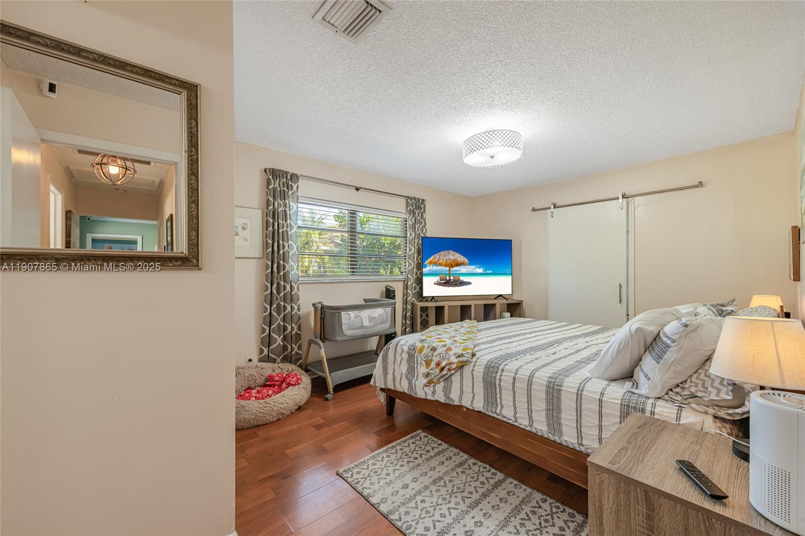 LA BEAU ACRES THIRD UNIT - Residential