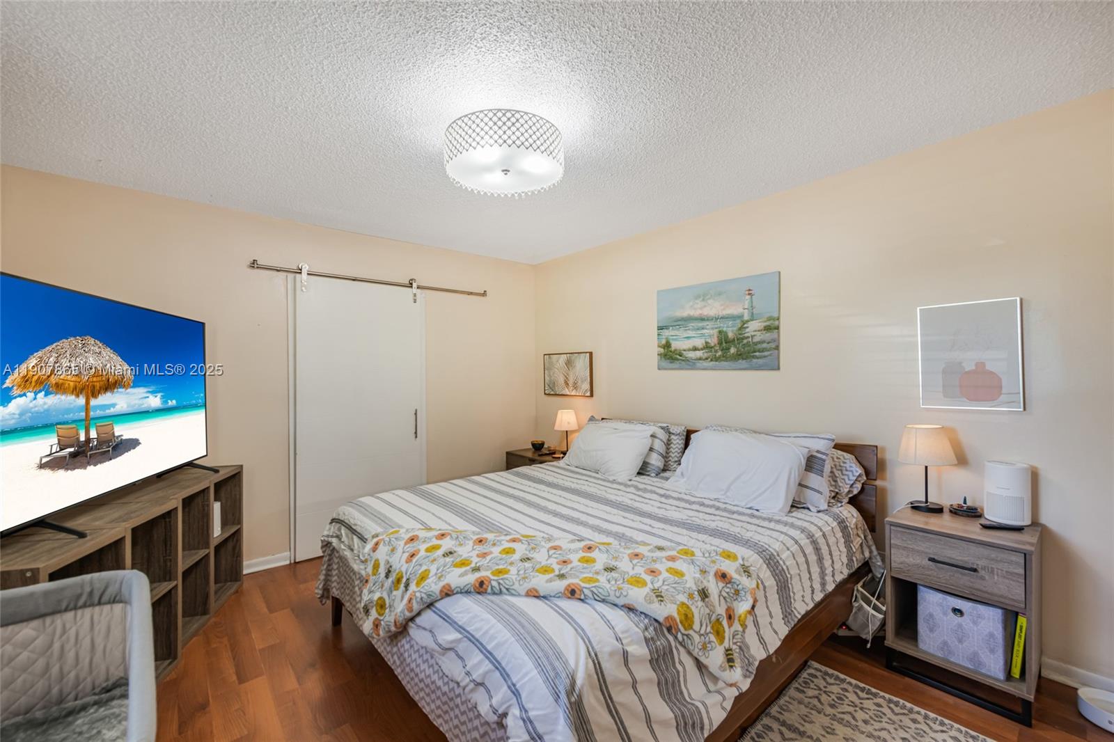 LA BEAU ACRES THIRD UNIT - Residential