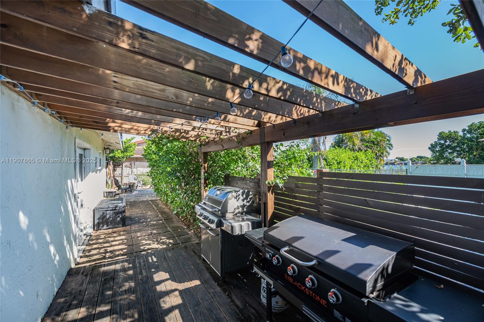 LA BEAU ACRES THIRD UNIT - Residential