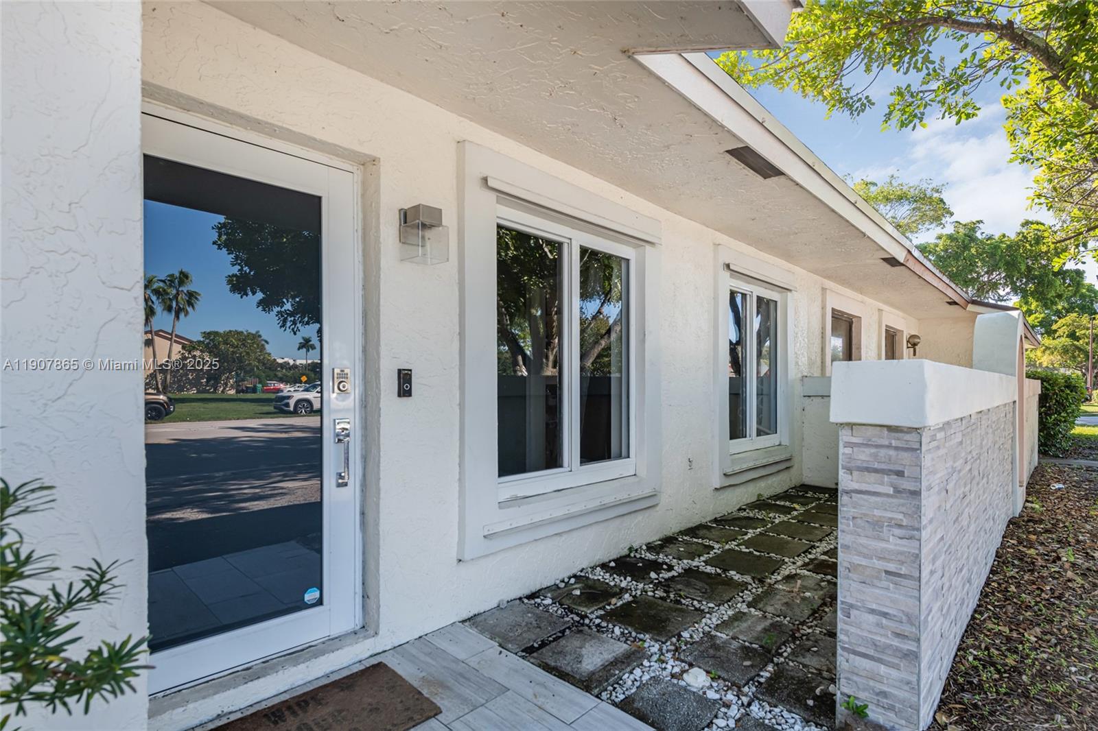 LA BEAU ACRES THIRD UNIT - Residential