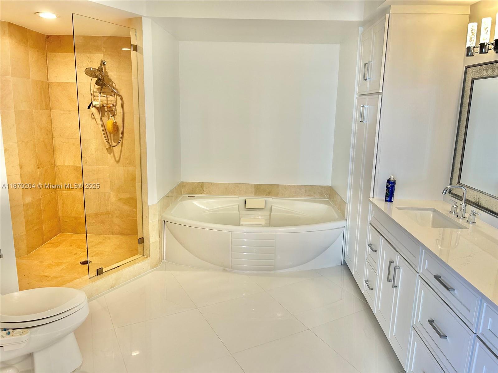 LHERMITAGE I CONDOMINIUM - Residential