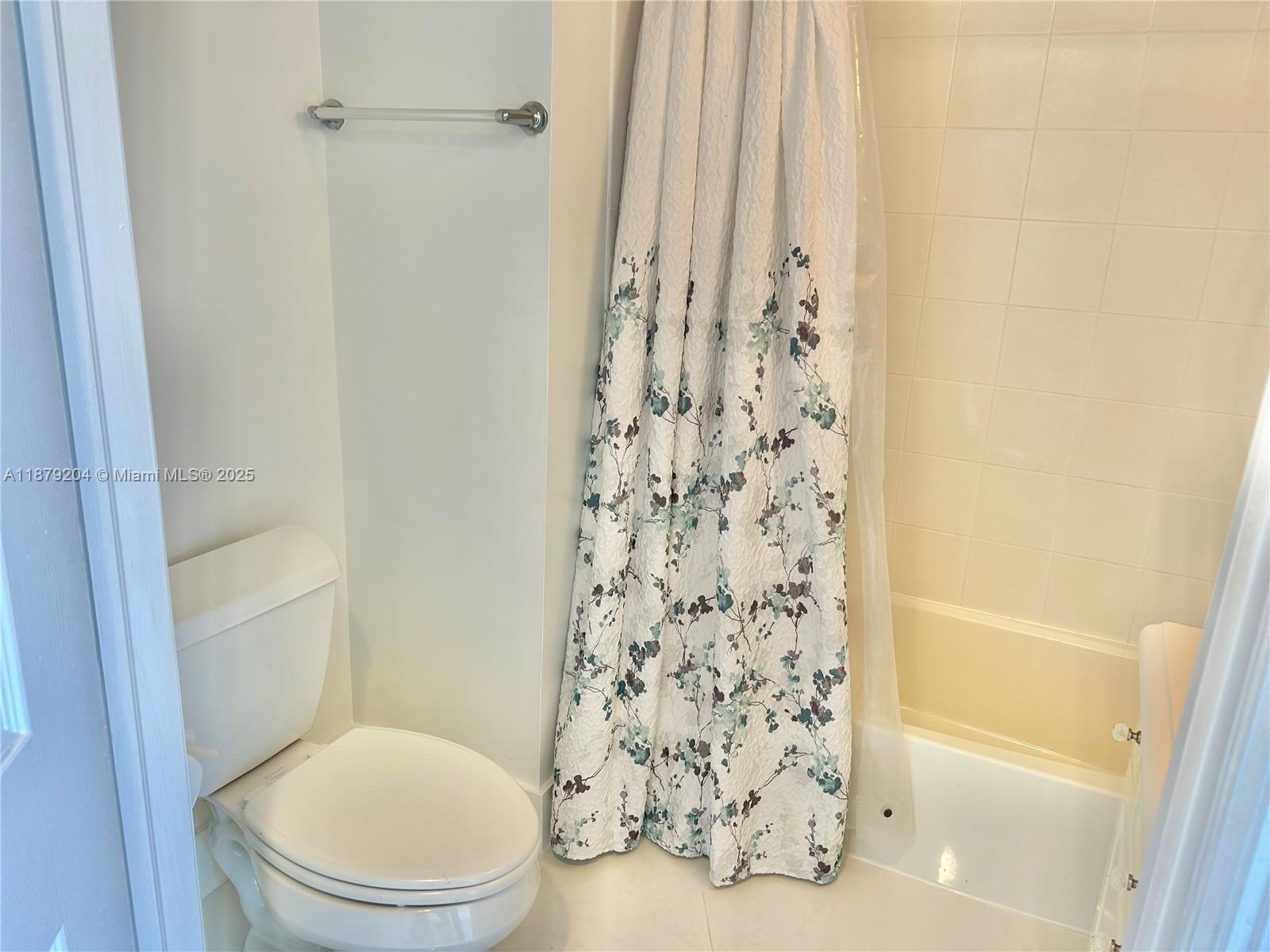 LHERMITAGE I CONDOMINIUM - Residential