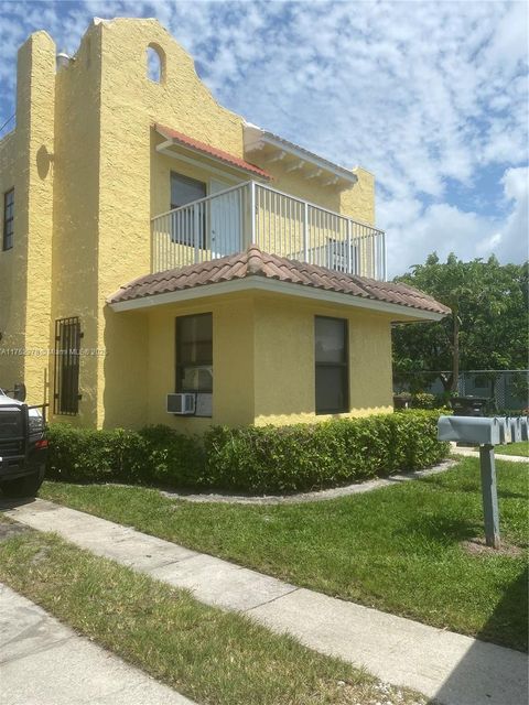3011 Broadway Ave West Palm Beach FL 33407