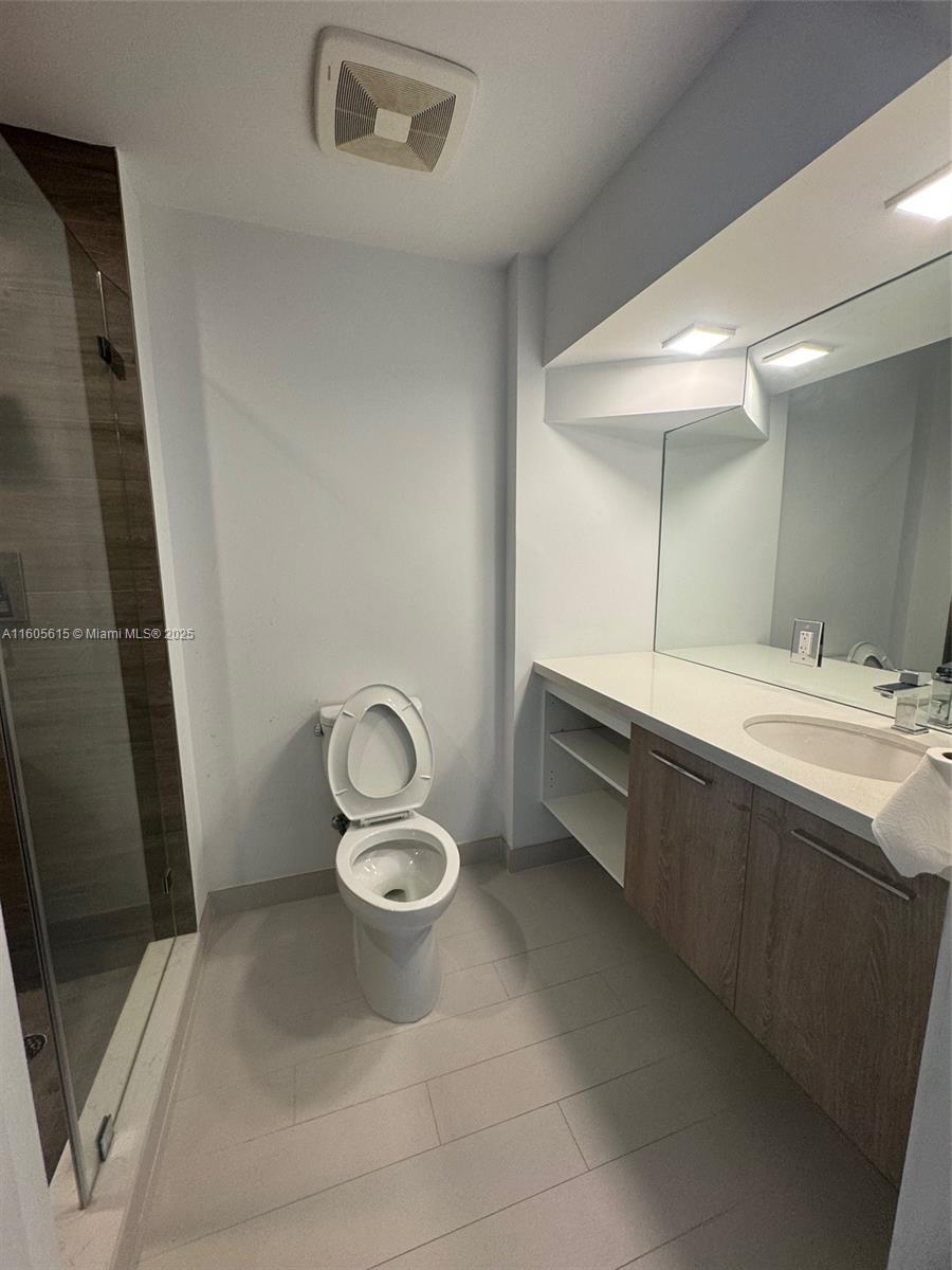 BAY HARBOR ISLAND - Residential Lease