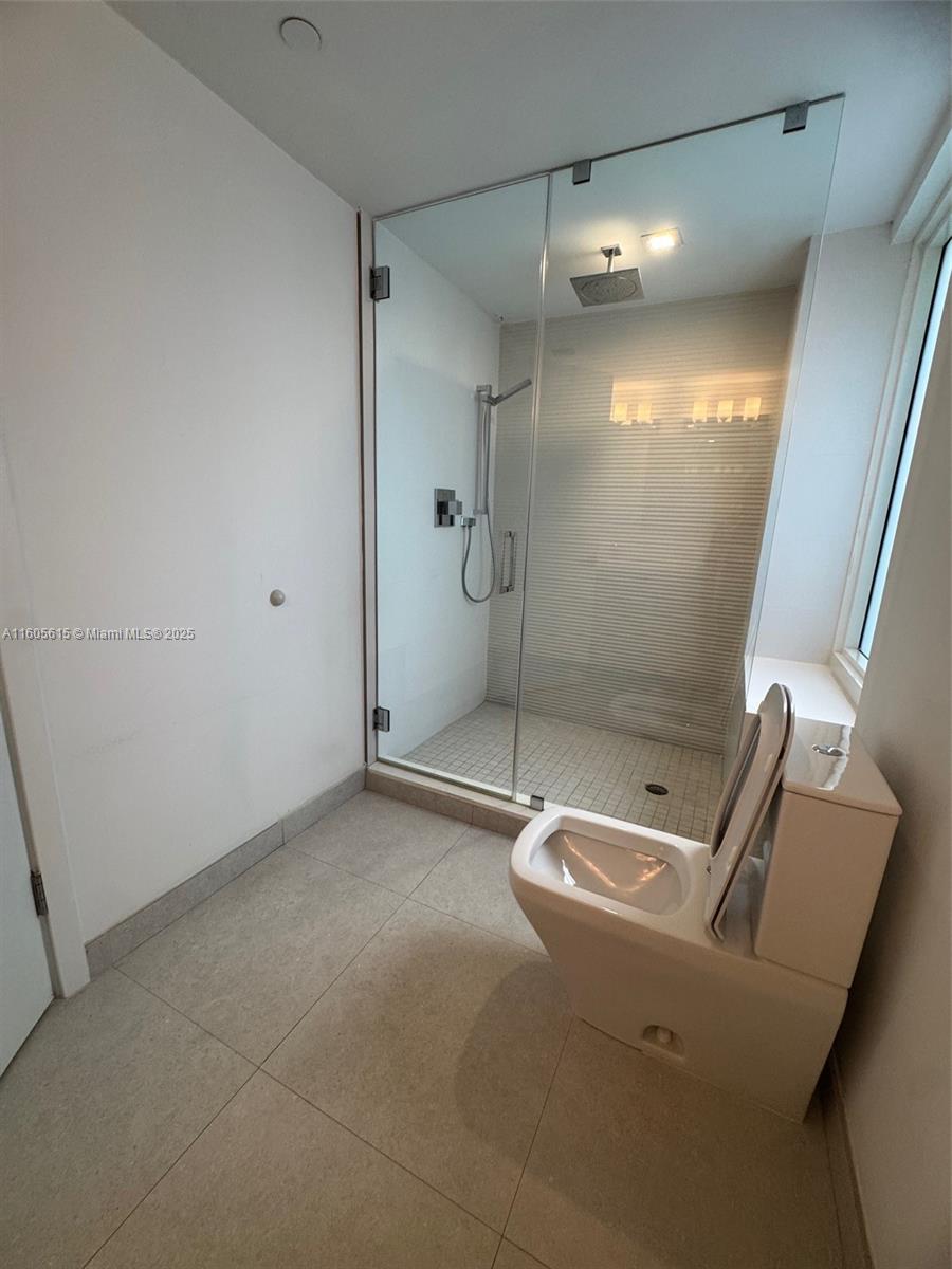 BAY HARBOR ISLAND - Residential Lease