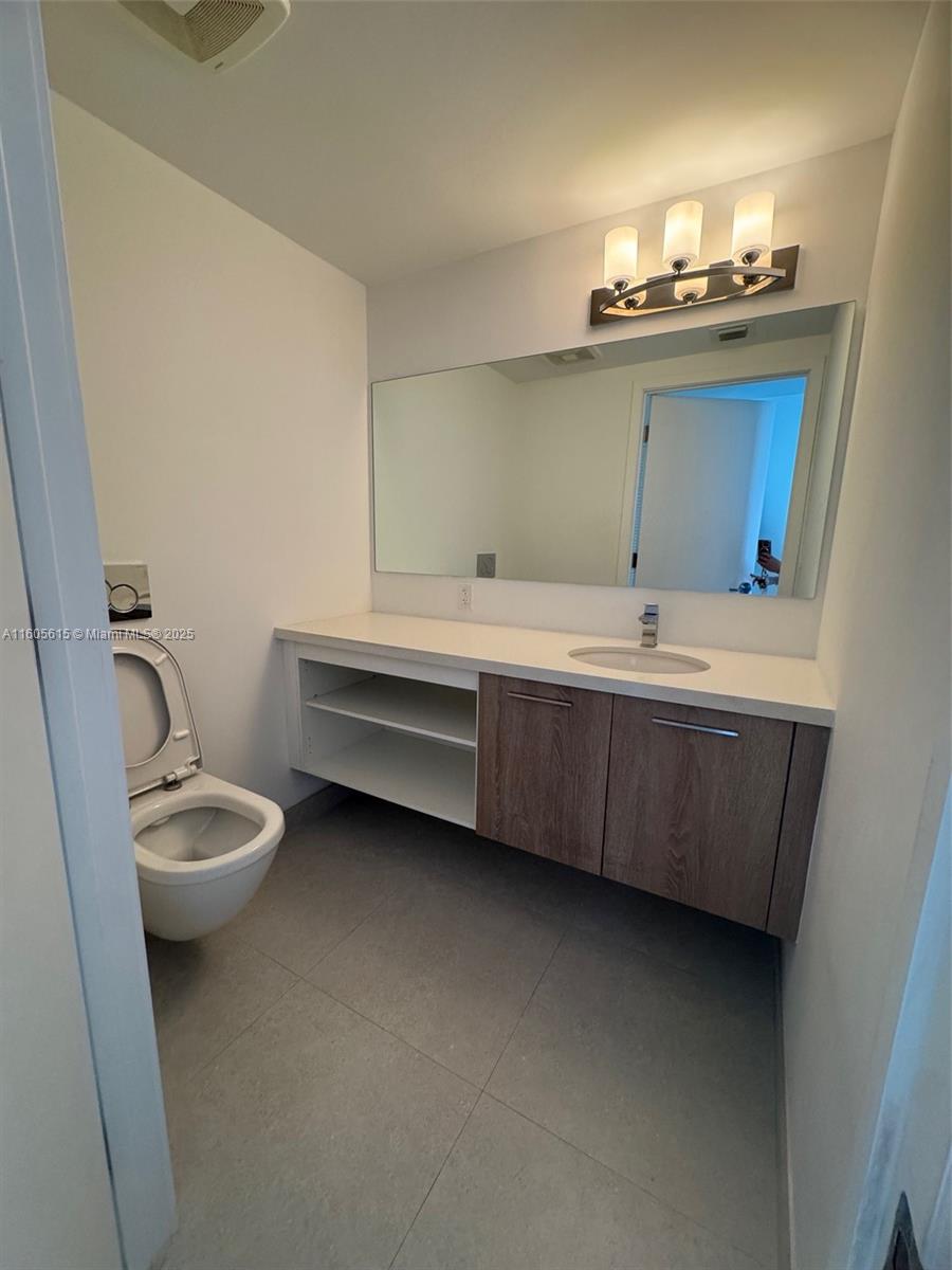 BAY HARBOR ISLAND - Residential Lease
