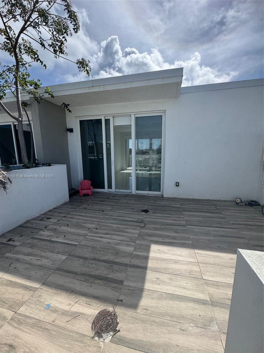 BAY HARBOR ISLAND - Residential Lease
