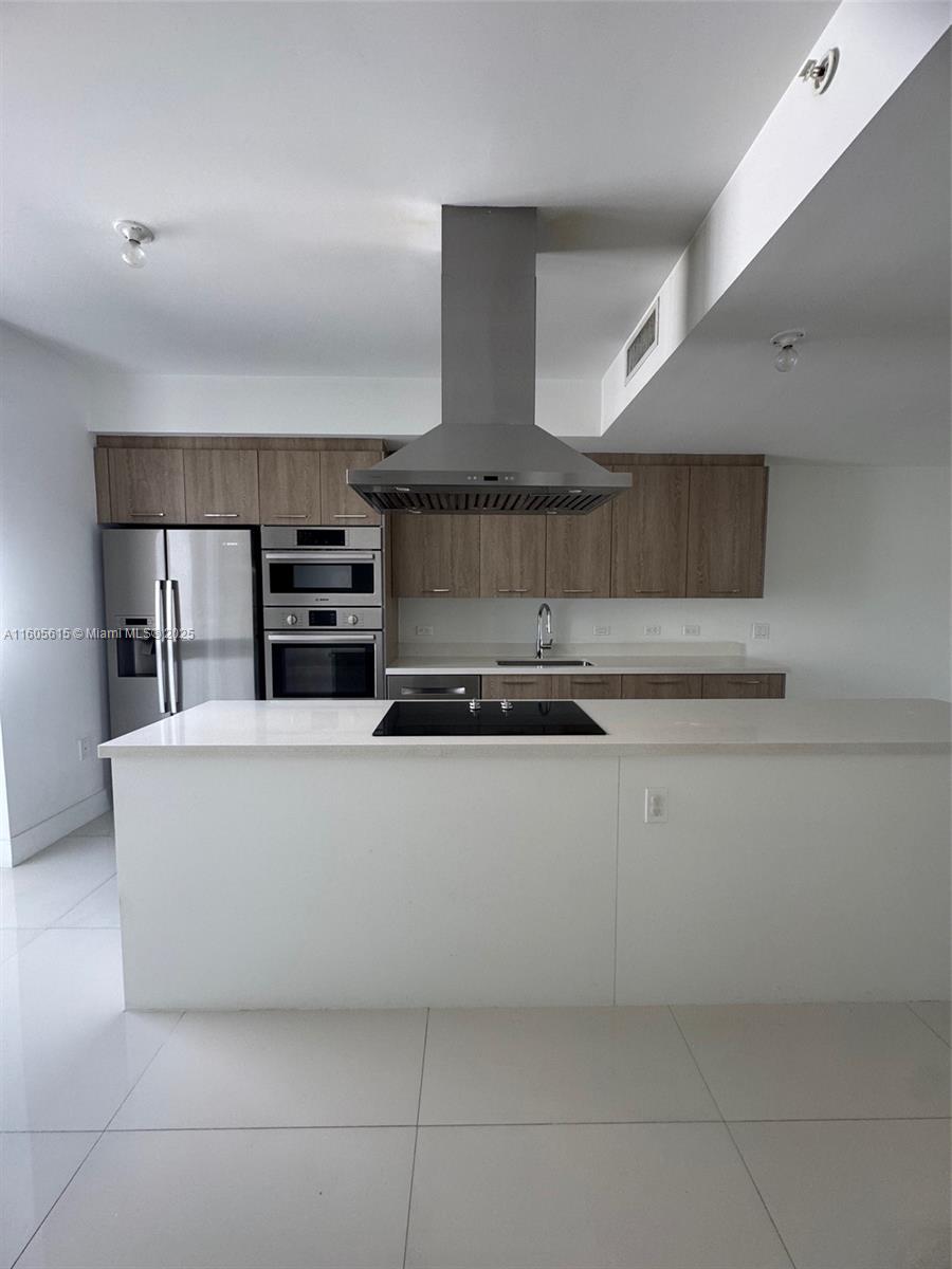 BAY HARBOR ISLAND - Residential Lease