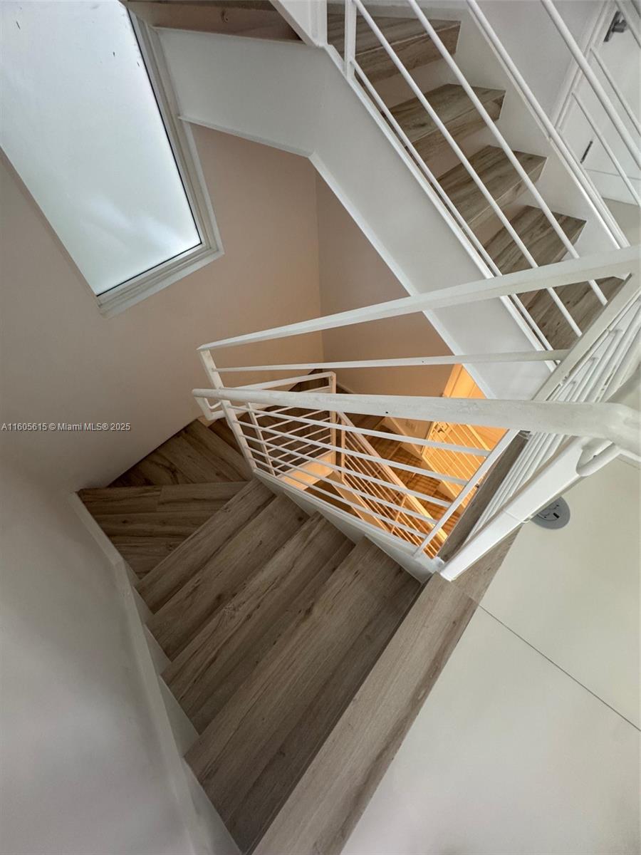 BAY HARBOR ISLAND - Residential Lease