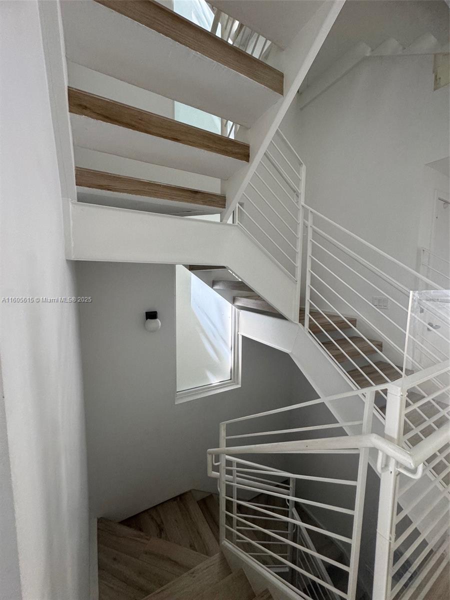 BAY HARBOR ISLAND - Residential Lease