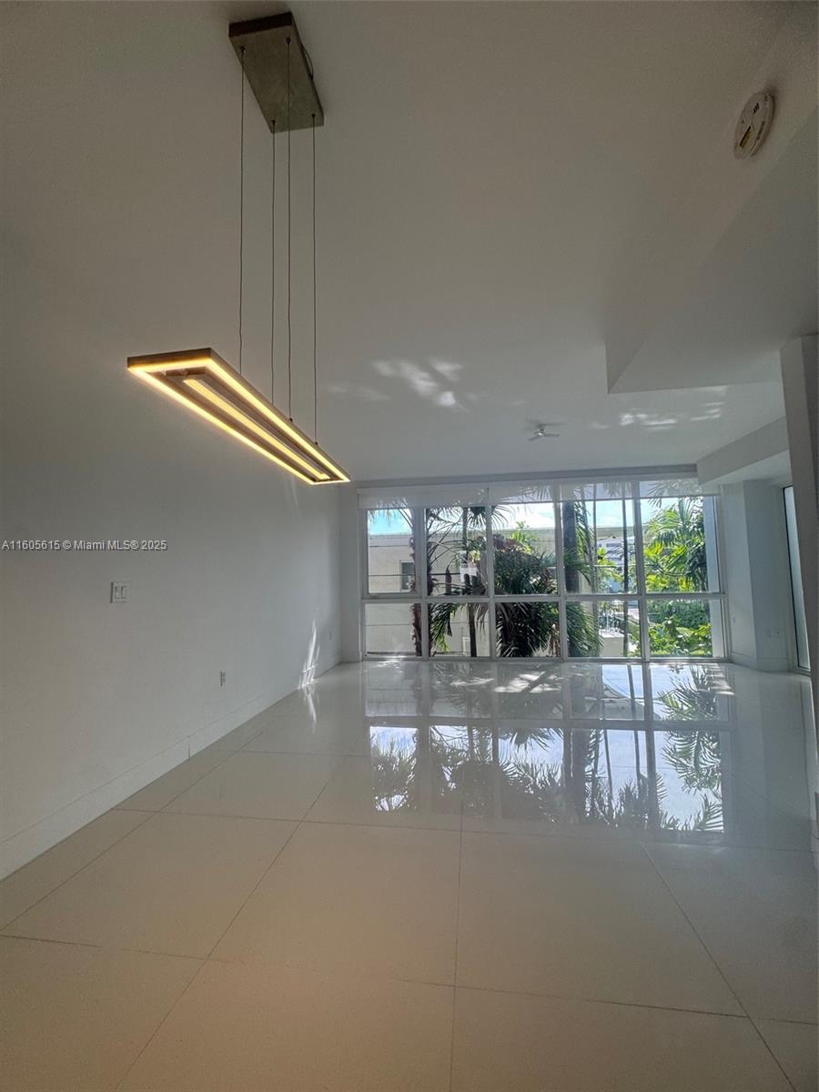 BAY HARBOR ISLAND - Residential Lease