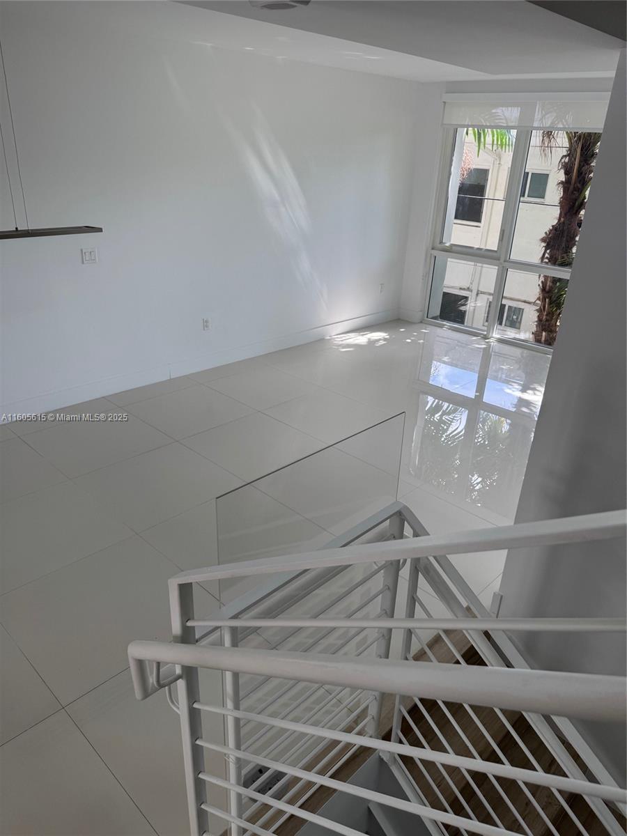 BAY HARBOR ISLAND - Residential Lease