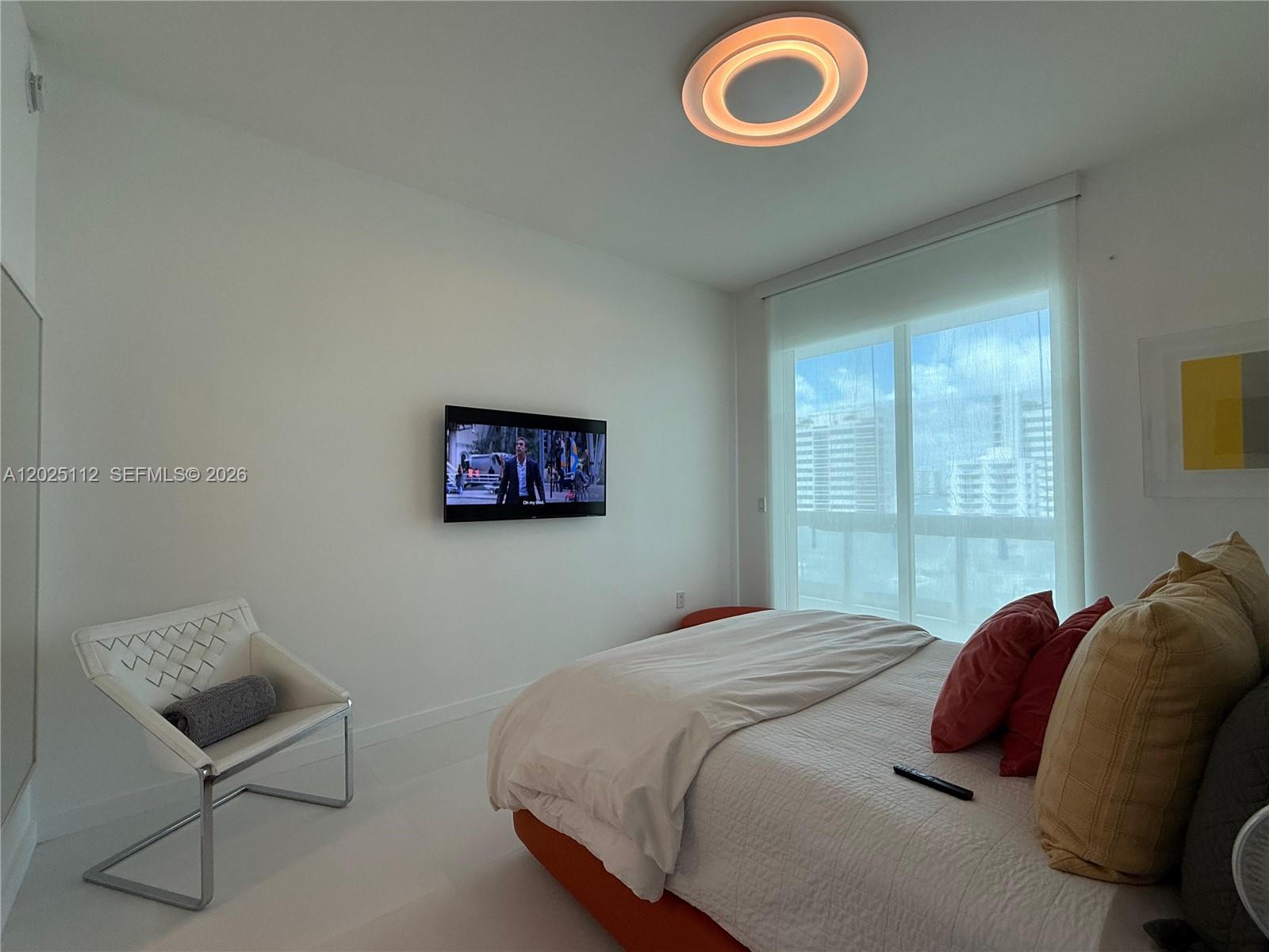 ELOQUENCE ON THE BAY COND - Residential