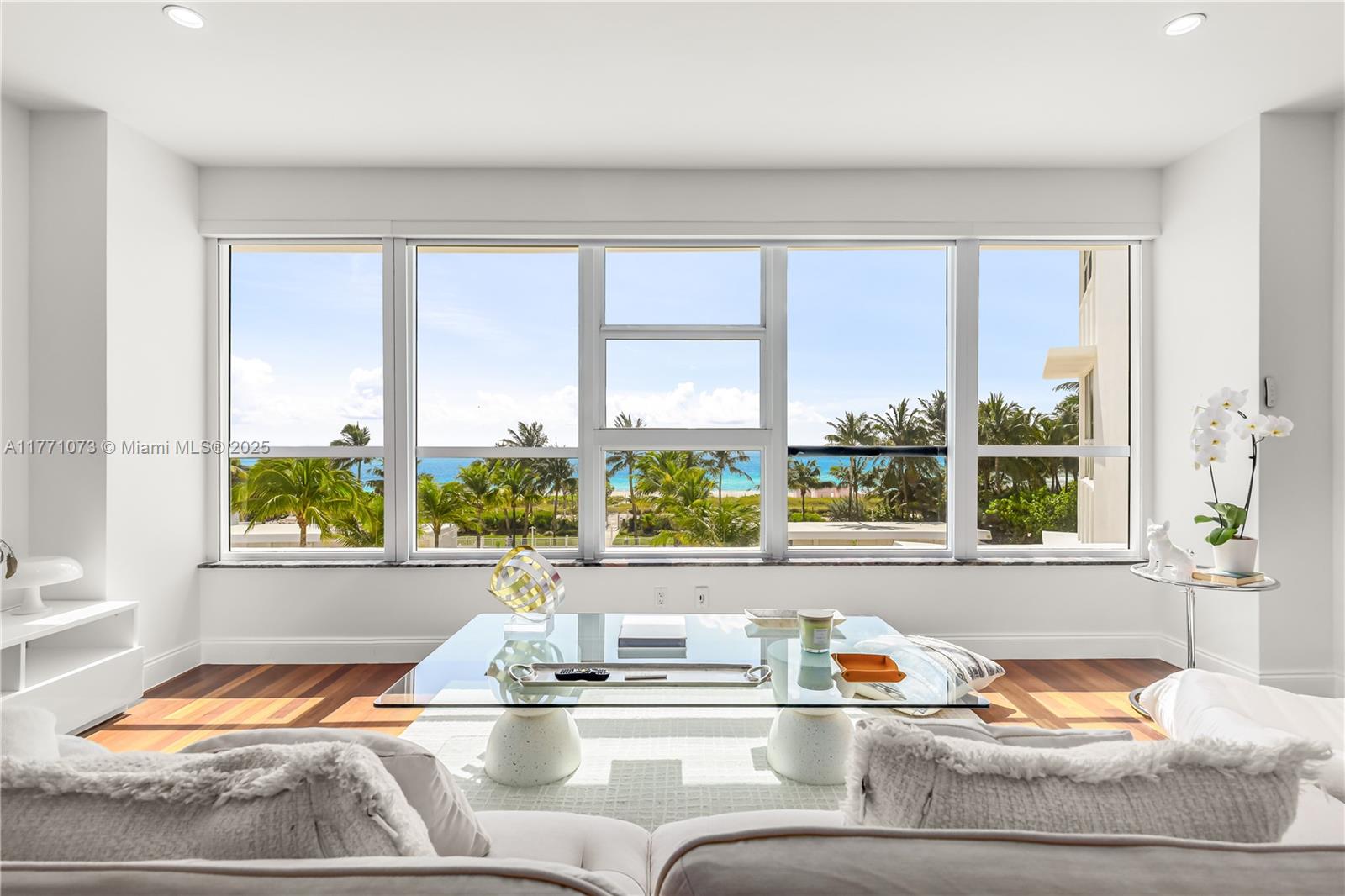 Rental Property at 4925 Collins Ave 3D, Miami Beach, Miami-Dade County, Florida - Bathrooms: 1  - $3,900 MO.