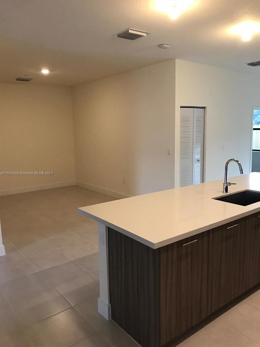 GRAND BAY SOUTH VILLAS - Residential Lease