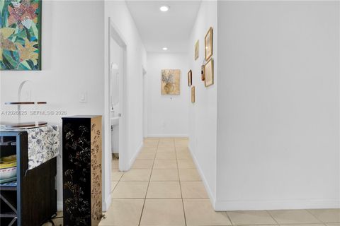 Tiny photo for 21460 SW 127th Pl, Miami, FL 33177 (MLS # A12026625)