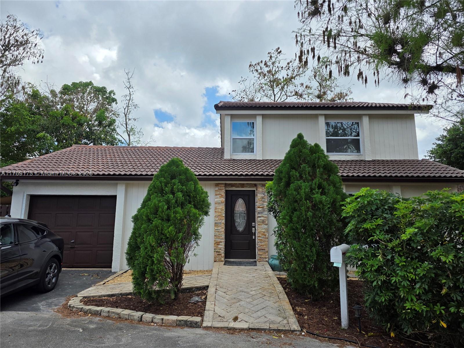 Rental Property at 9047 Nw 13th Ct, Coral Springs, Broward County, Florida - Bedrooms: 4 
Bathrooms: 2  - $4,000 MO.