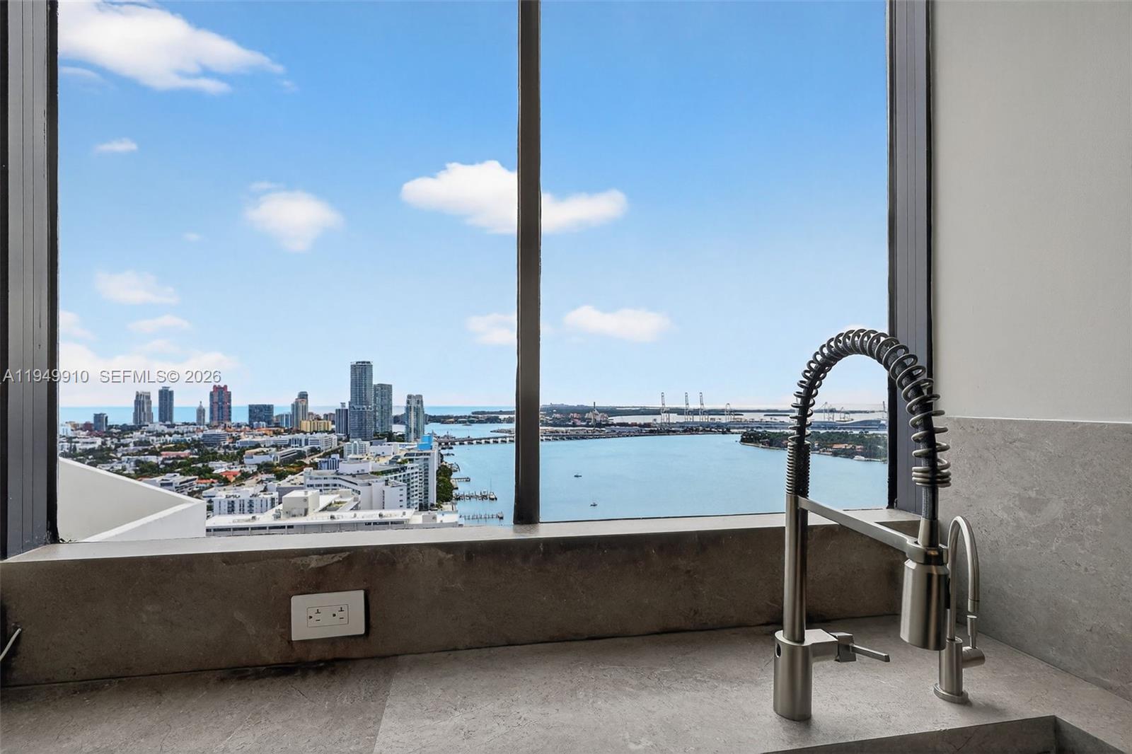 THE WAVERLY AT SOUTH BEAC - Residential