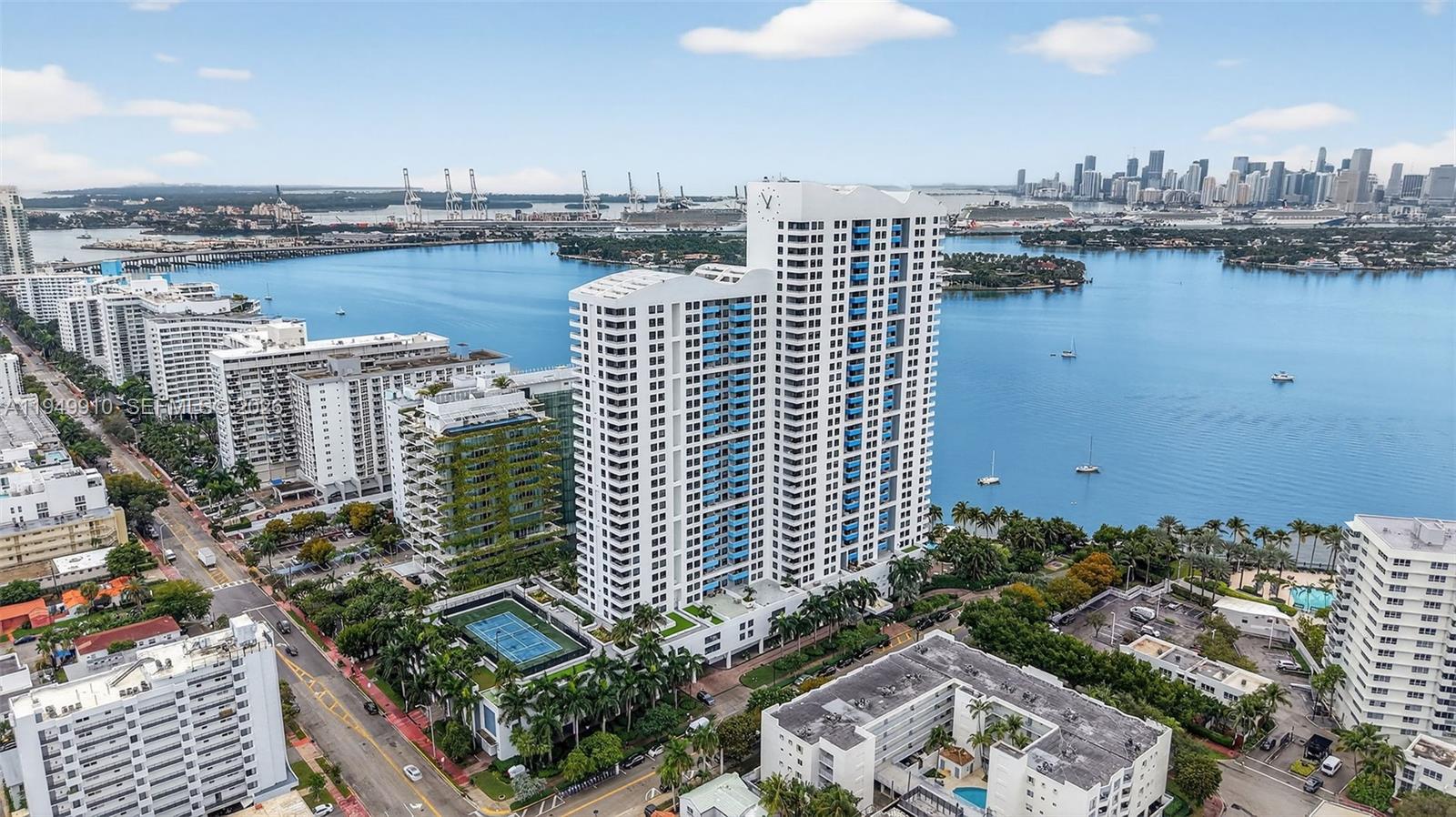 THE WAVERLY AT SOUTH BEAC - Residential