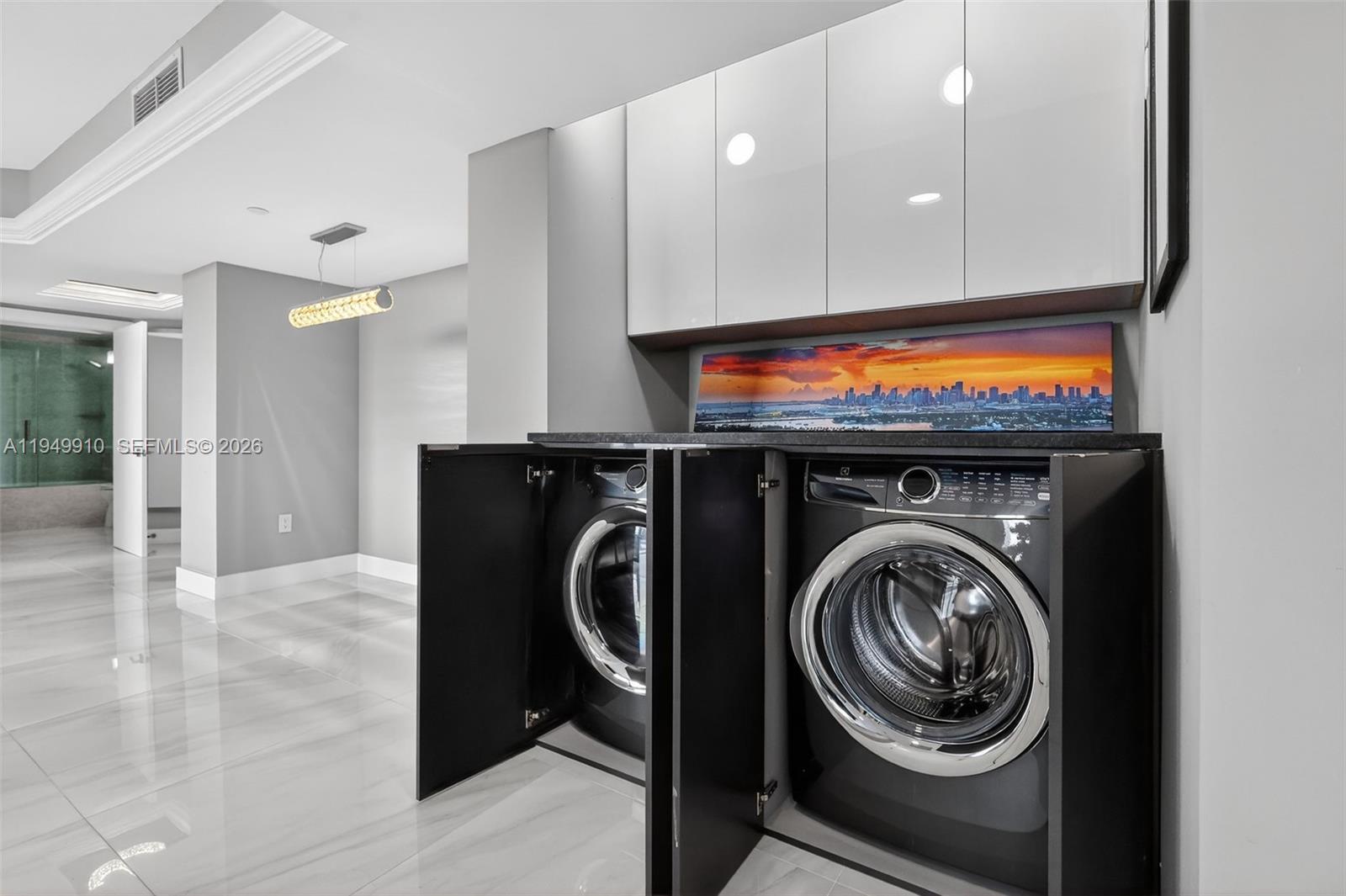 THE WAVERLY AT SOUTH BEAC - Residential