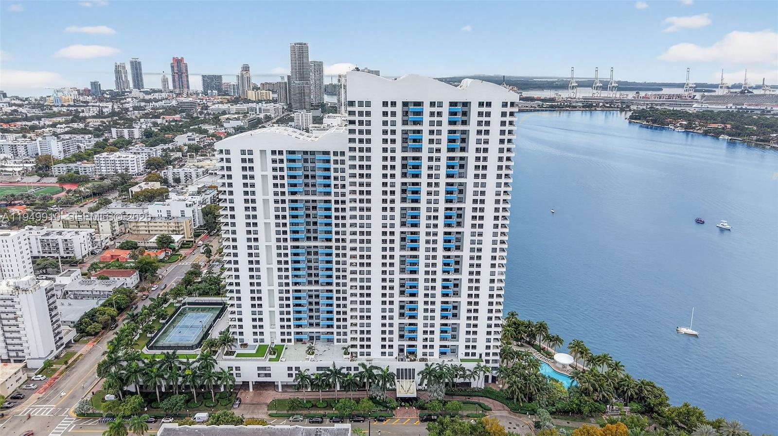 THE WAVERLY AT SOUTH BEAC - Residential