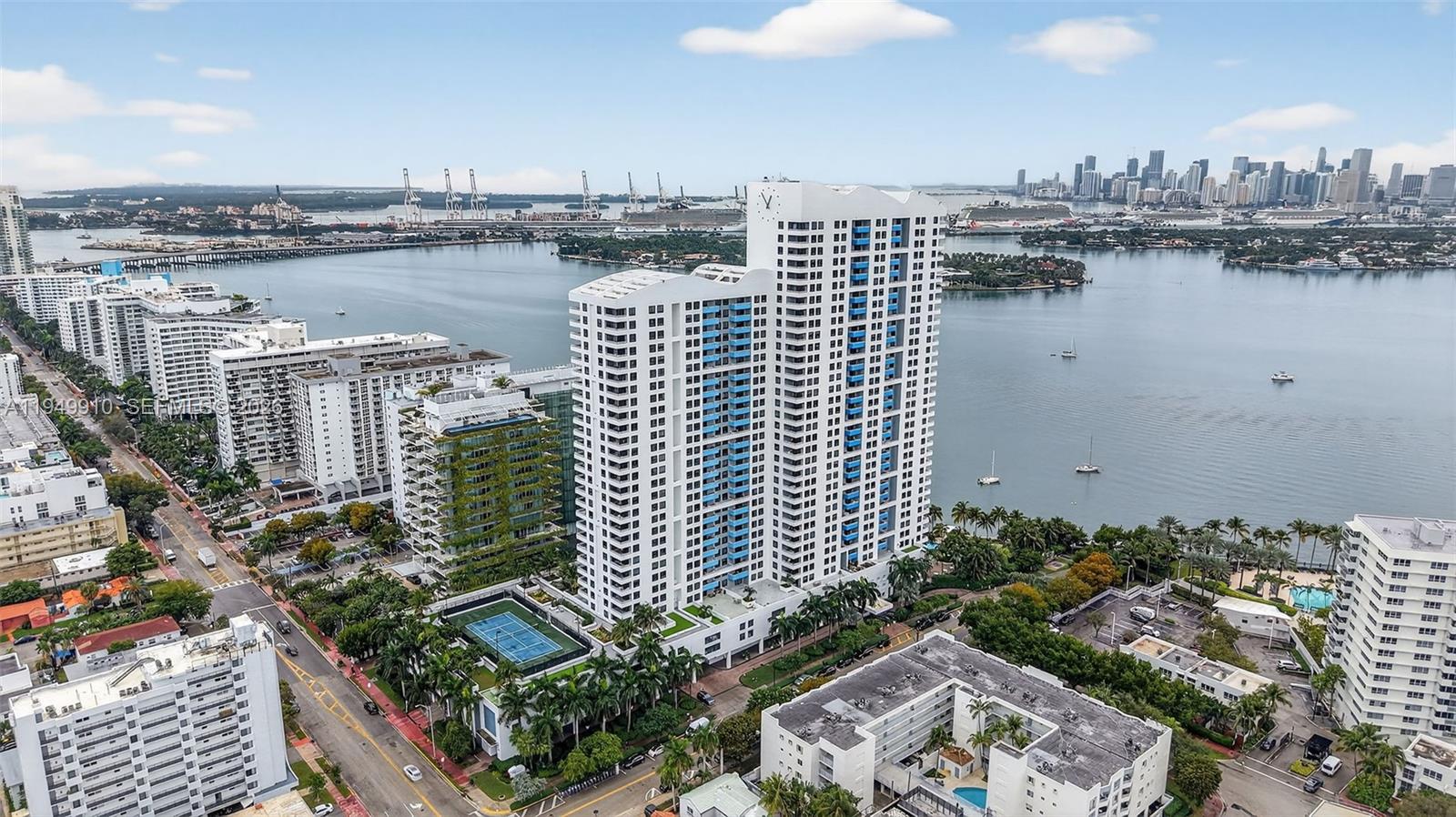 THE WAVERLY AT SOUTH BEAC - Residential