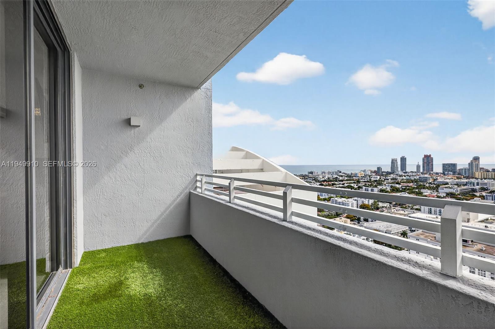 THE WAVERLY AT SOUTH BEAC - Residential