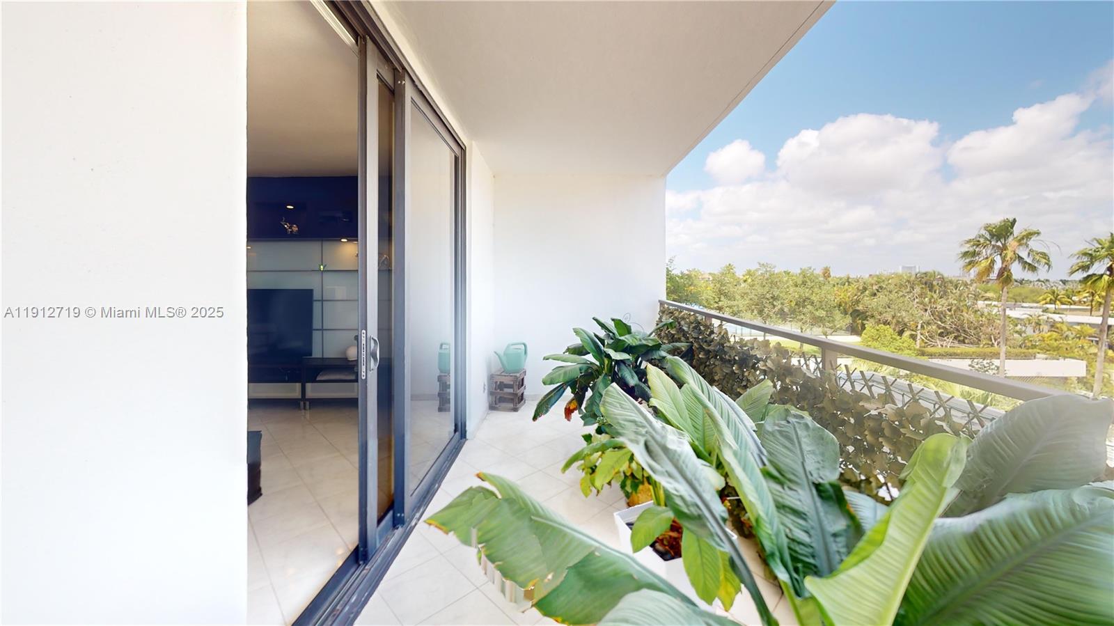 OLYMPUS CONDO - Residential