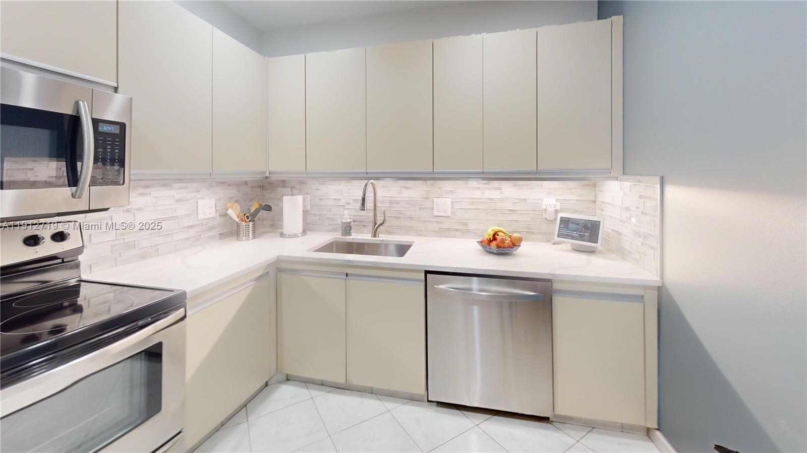 OLYMPUS CONDO - Residential